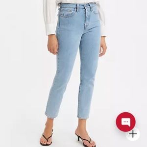 Levi’s Light Wash WEDGIE FIT ANKLE WOMEN'S JEANS